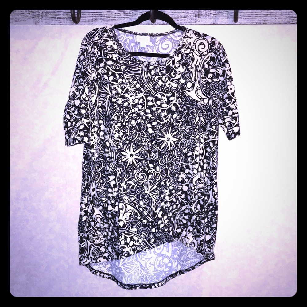 💕 LuLaRoe “Irma” Tunic